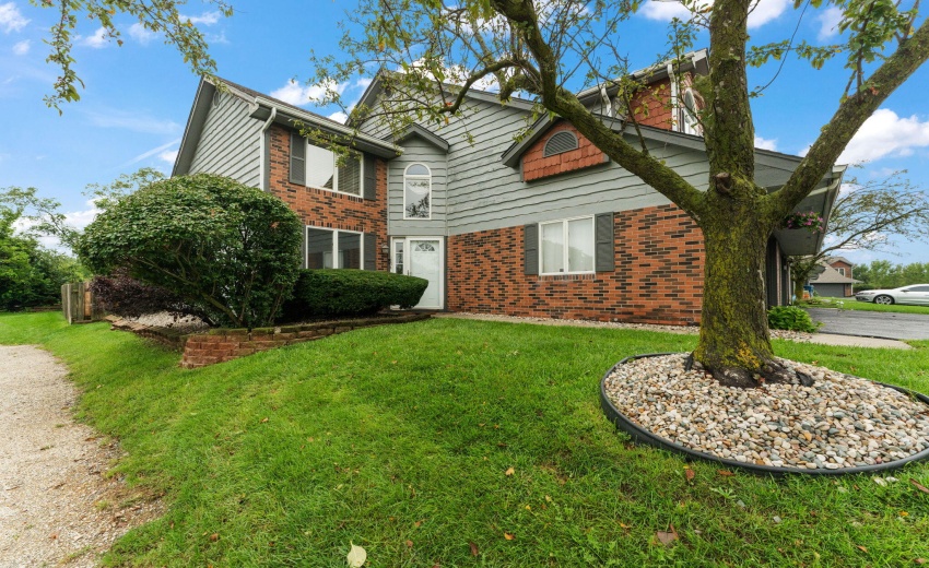 1738 Wedgewood Court