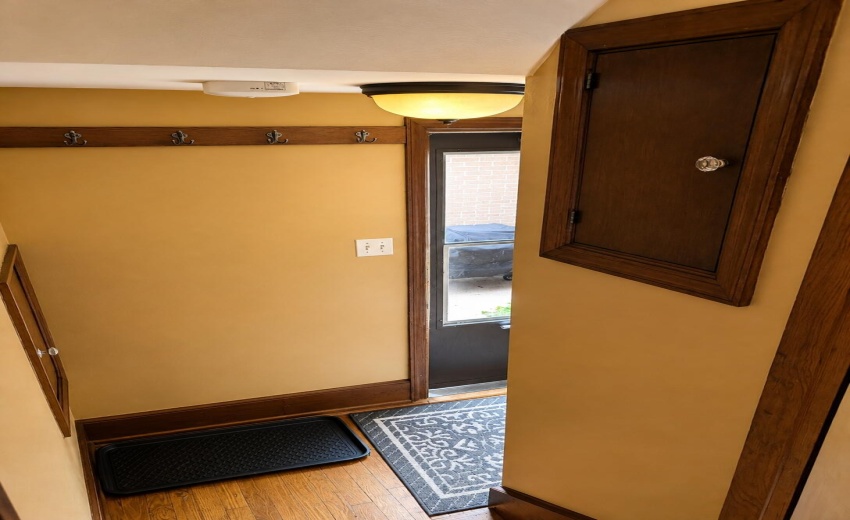 Backdoor entry way