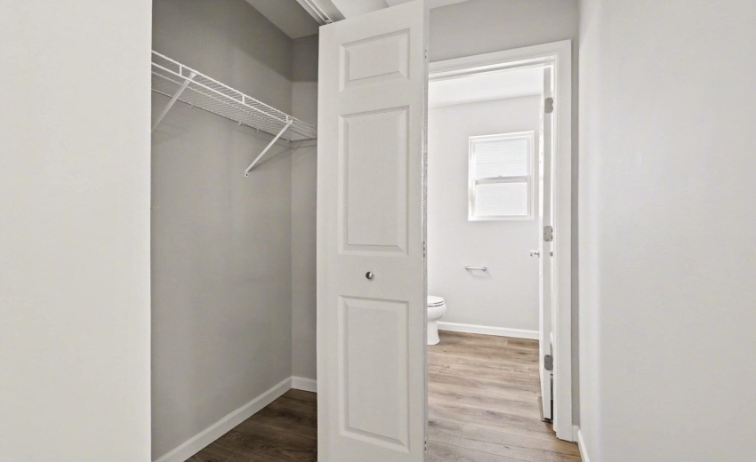 MFP009-i1800-Upper Level