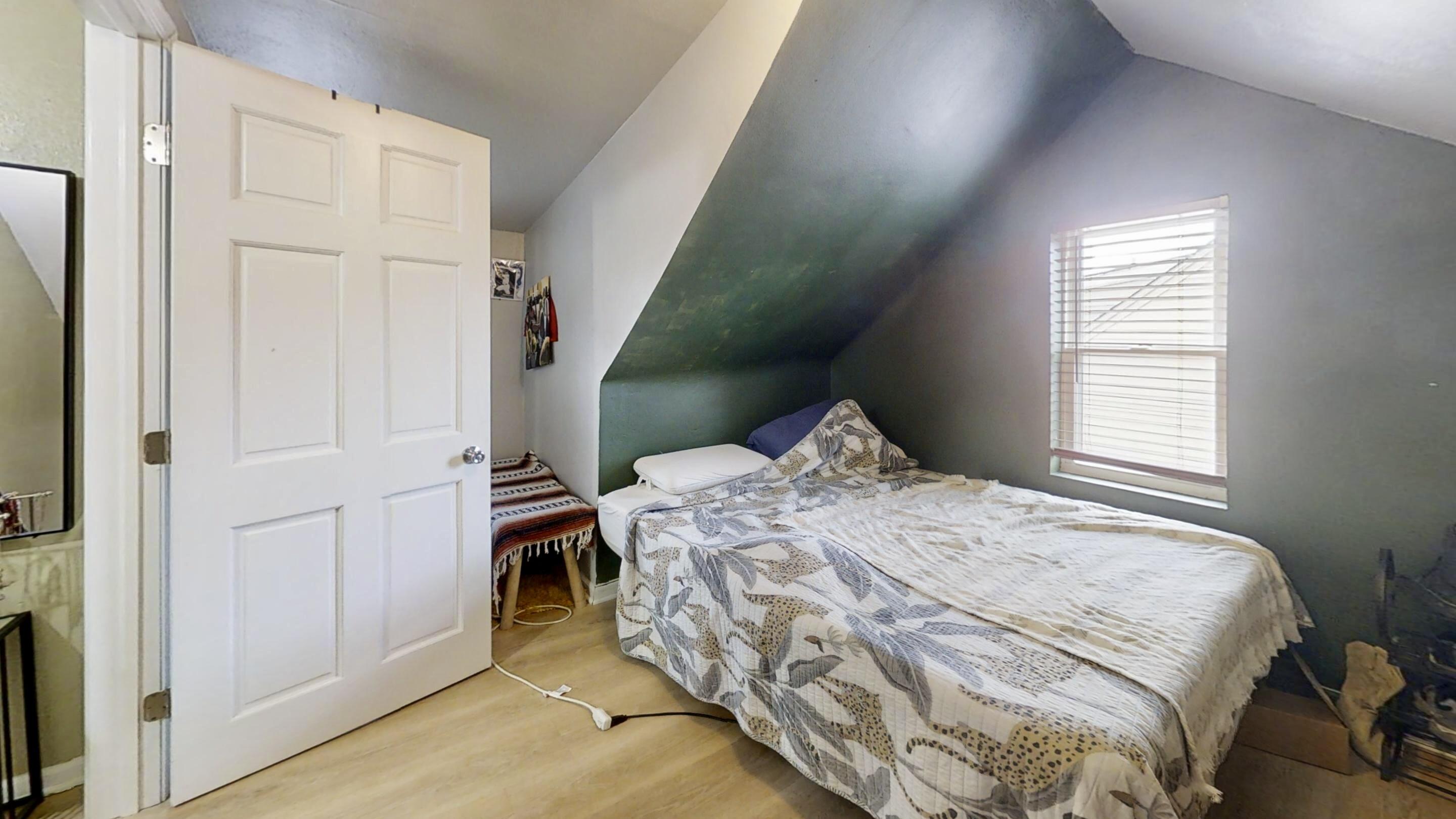 Untitled-Bedroom 1