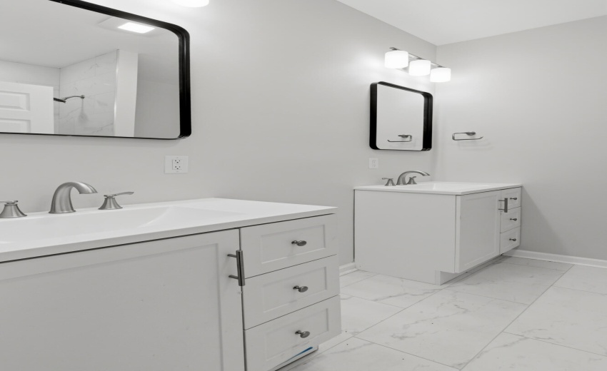 Primary Bedroom Bath
