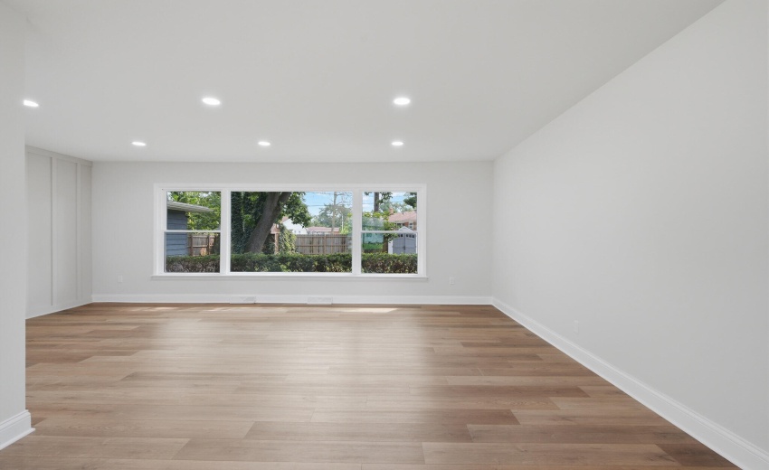 016_Living Room