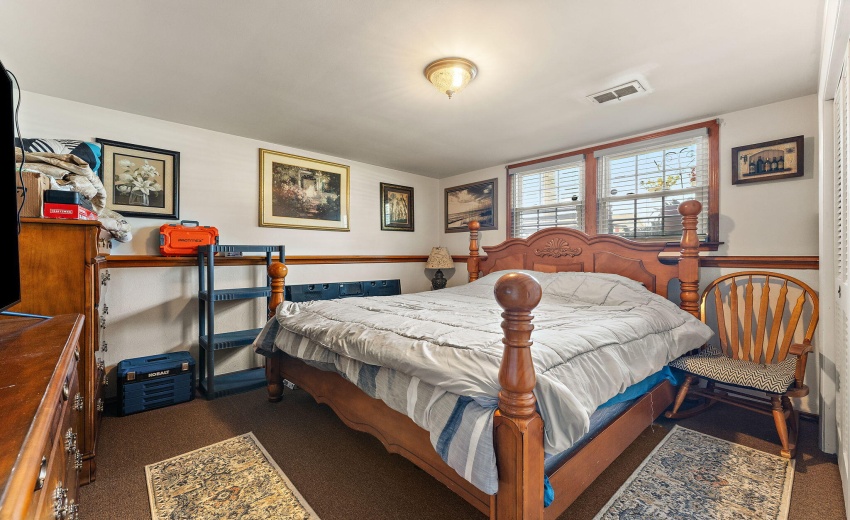 303 Minter Drive-Griffith