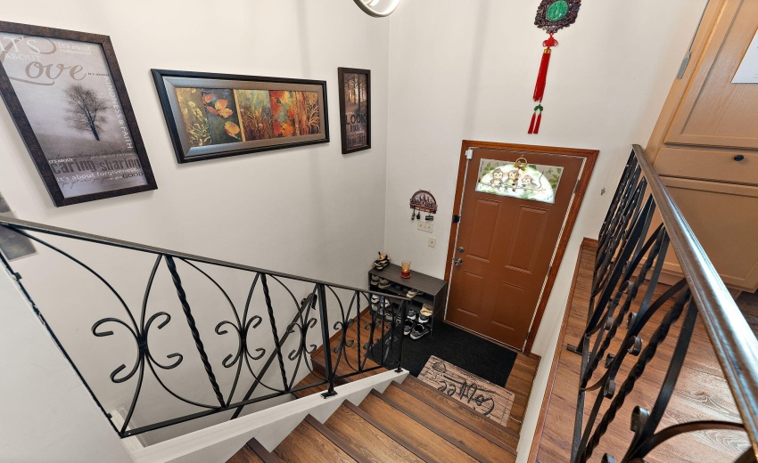 303 Minter Drive-Griffith