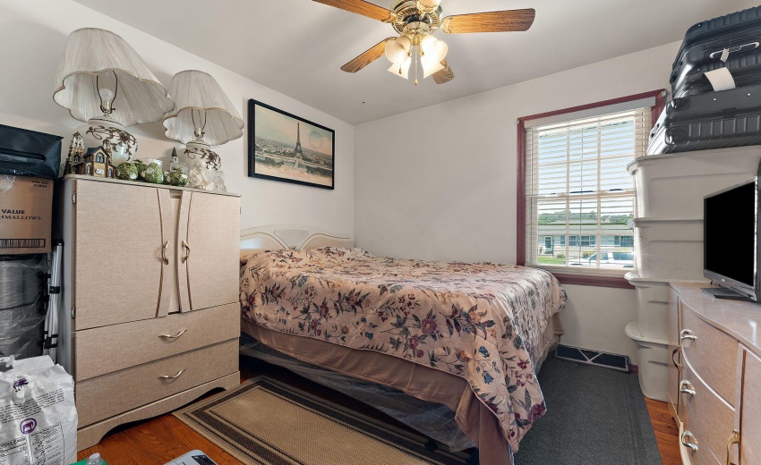 303 Minter Drive-Griffith