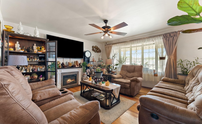 303 Minter Drive-Griffith