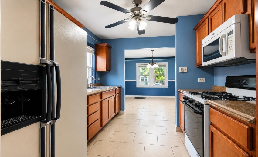 636 Union Ave Chicago Heights, IL 17