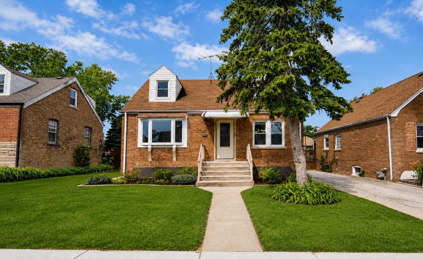 636 Union Ave Chicago Heights, IL 11