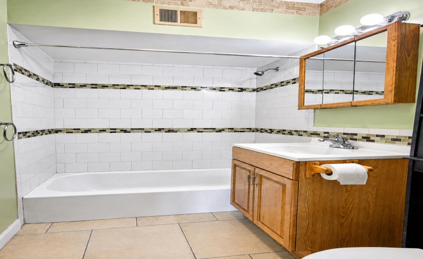 636 Union Ave Chicago Heights, IL 3