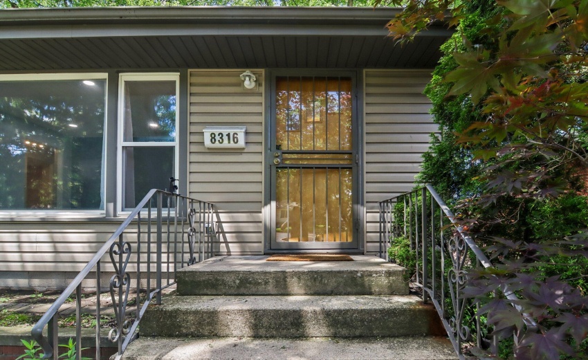 11-web-or-mls-Columbia Ave-S1606-006
