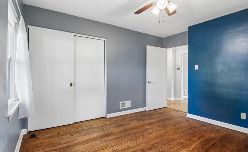 33-web-or-mls-Columbia Ave-S1606-017