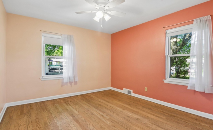 35-web-or-mls-Columbia Ave-S1606-018