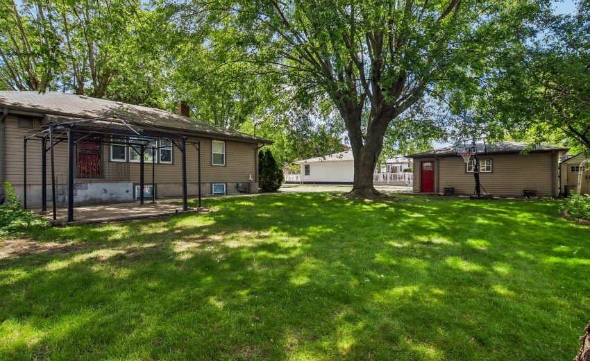77-web-or-mls-Columbia Ave-S1606-039
