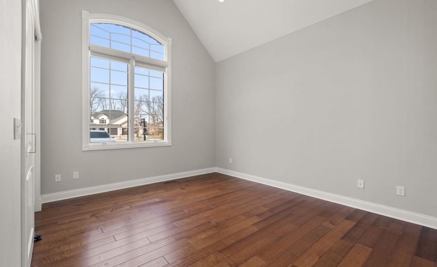 3rd Bedroom with  Jack-n-Jill Bath