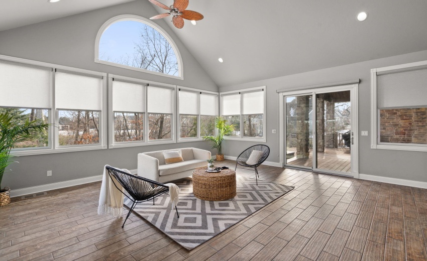 Huge Sunroom.