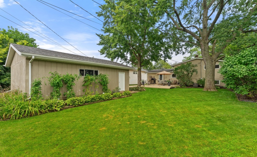 8134 Columbia Ave - Munster (021)