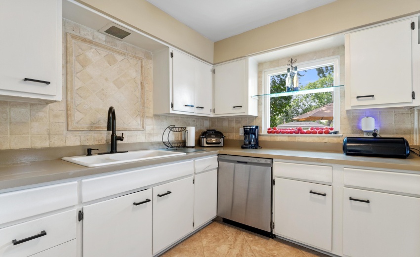 8134 Columbia Ave - Munster (008)