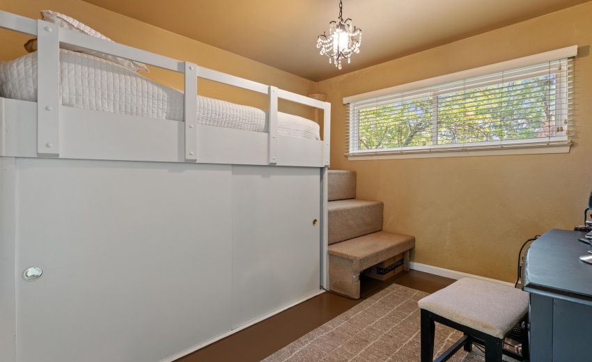 8134 Columbia Ave - Munster (006)
