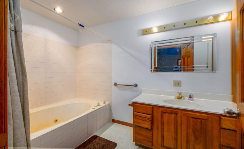 3525 W KOZAK DR WHEATFIELD-26