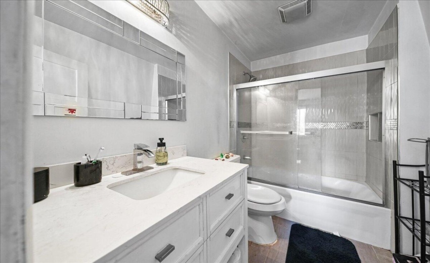 Bathroom 4