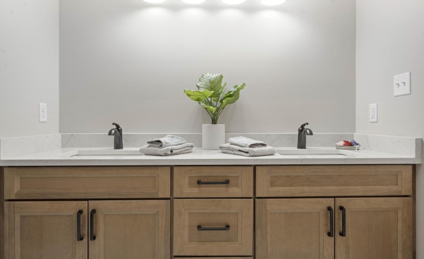 shell master bath 2