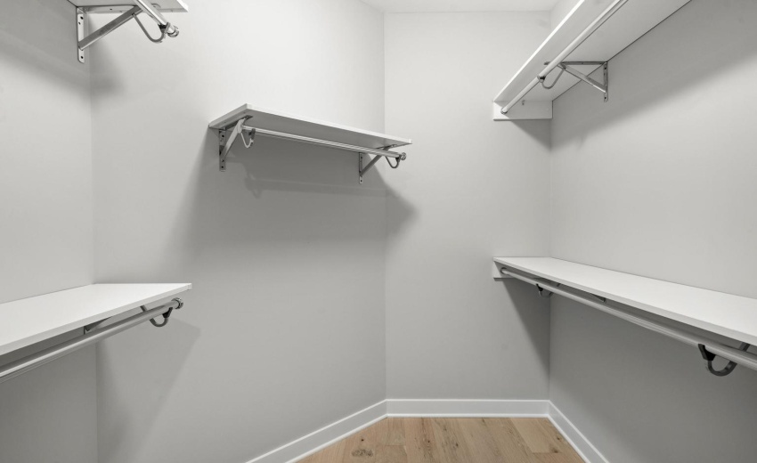 shell master closet
