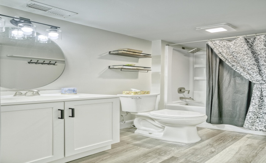 Lower Level bathroom 33 - Copy