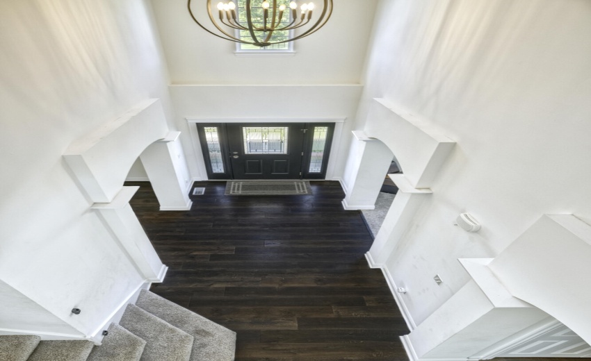 2nd fl front foyer view 44