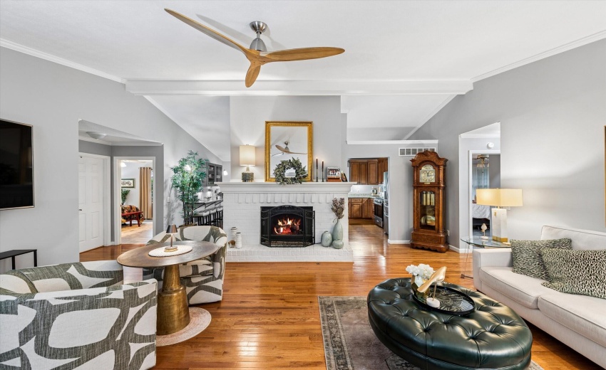 20-Living Room