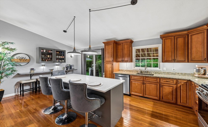24-Kitchen