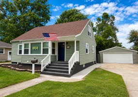 3931 Clough Avenue, Highland, Indiana, 5 Bedrooms Bedrooms, 9 Rooms Rooms,3 BathroomsBathrooms,Residential,For Sale,Clough,NRA844545