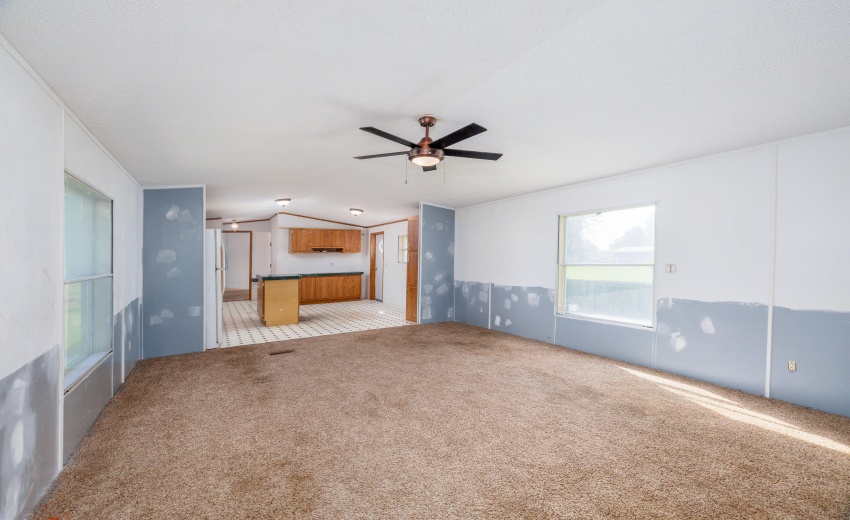 307 S Chestnut St Earl Park-1
