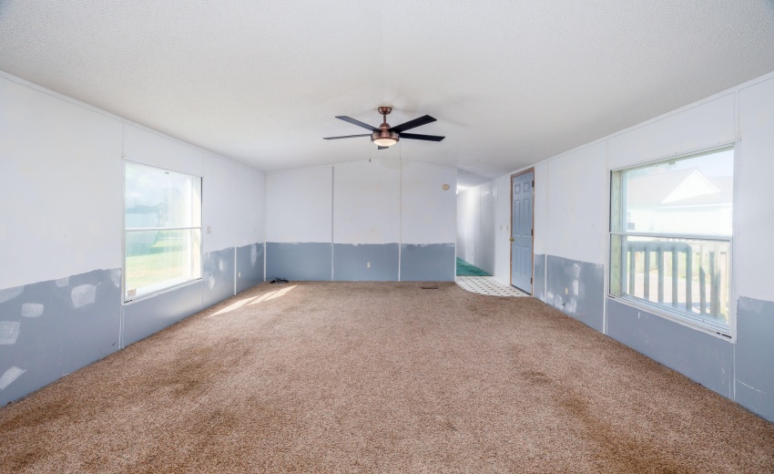 307 S Chestnut St Earl Park-3