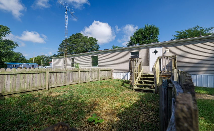 307 S Chestnut St Earl Park-20