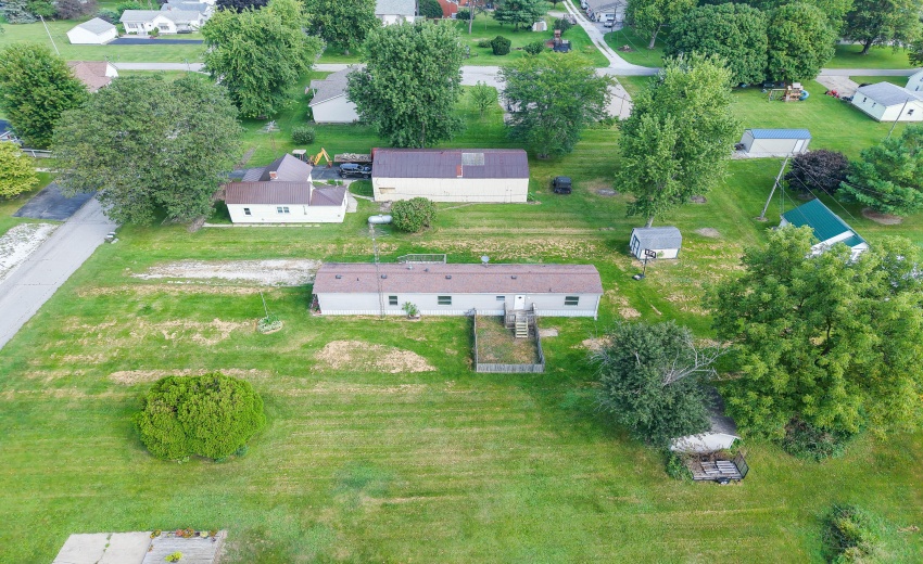 307 S Chestnut St Earl Park-27
