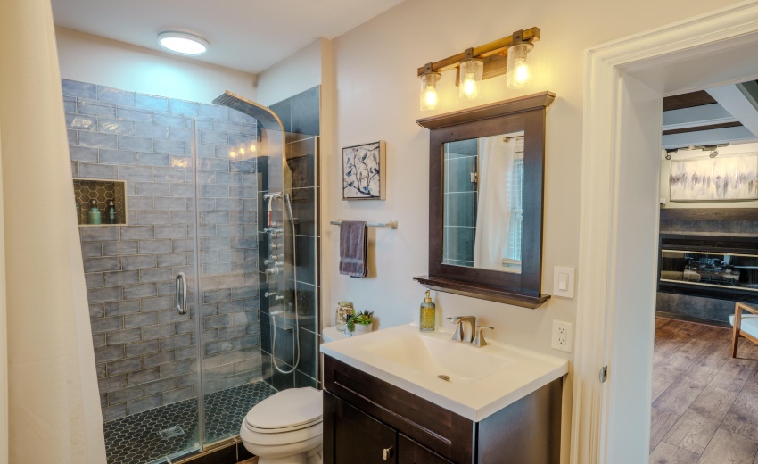 Main Floor Bath