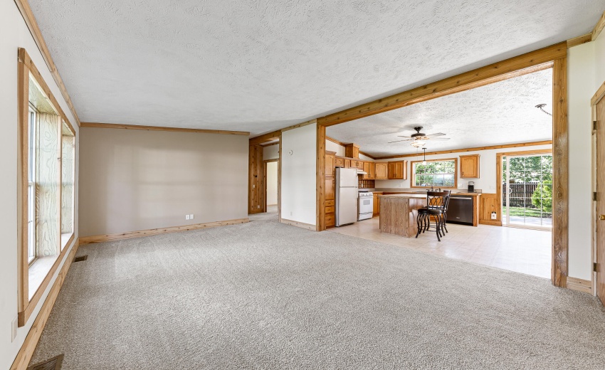9416 W 142nd Ave (2 of 18)