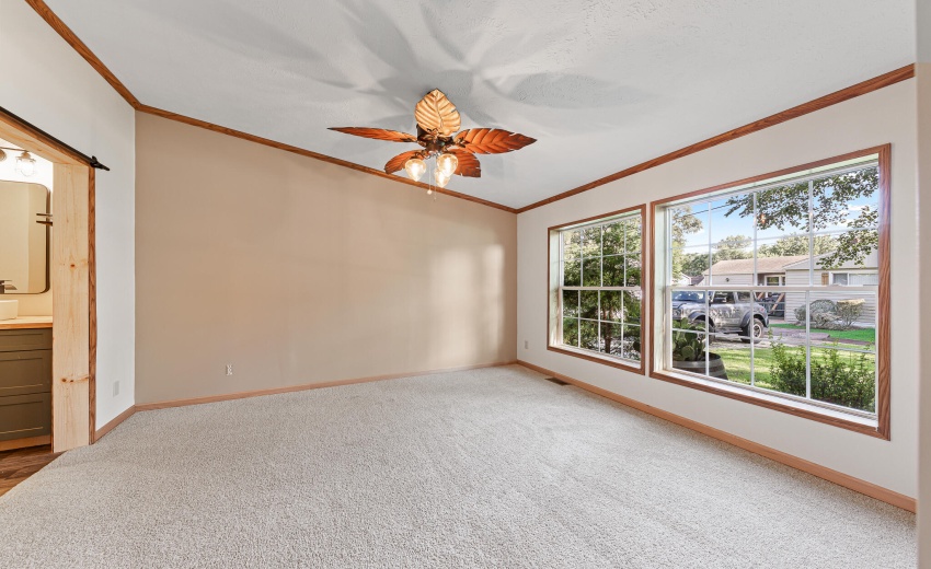 9416 W 142nd Ave (7 of 18)