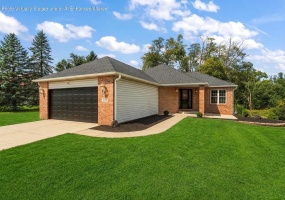 2630 9th Place, Hobart, Indiana, 6 Bedrooms Bedrooms, 12 Rooms Rooms,3 BathroomsBathrooms,Residential,For Sale,9th,NRA844584