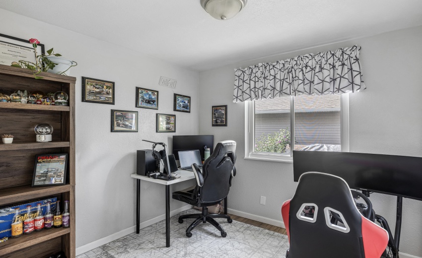 2nd Bedroom
