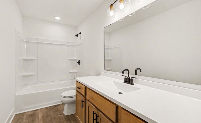 PSI083-E2700-Bath