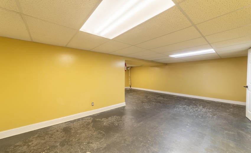 NBasementGreenwood0057