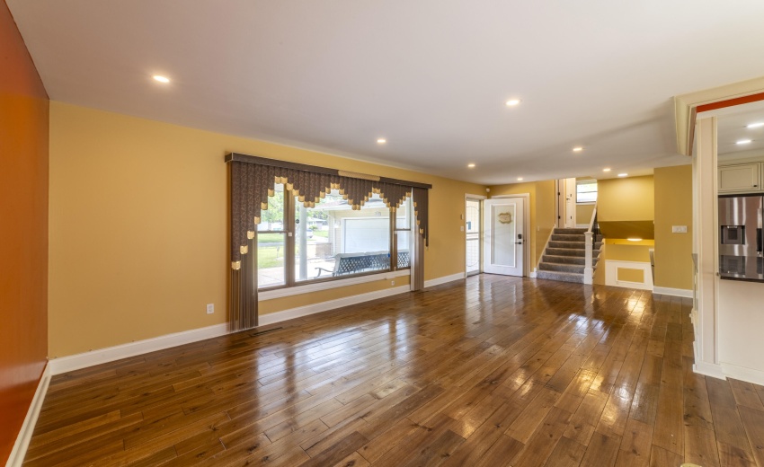 DLivingGreenwood0023
