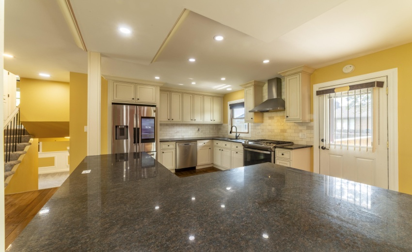 EKitchenGreenwood0028