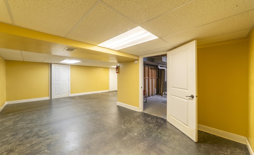 NBasementGreenwood0058
