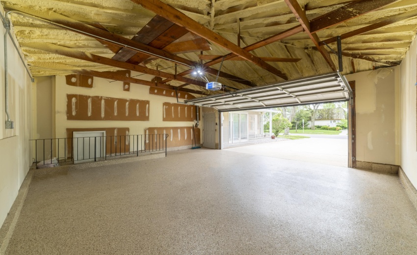 PGarageGreenwood0061