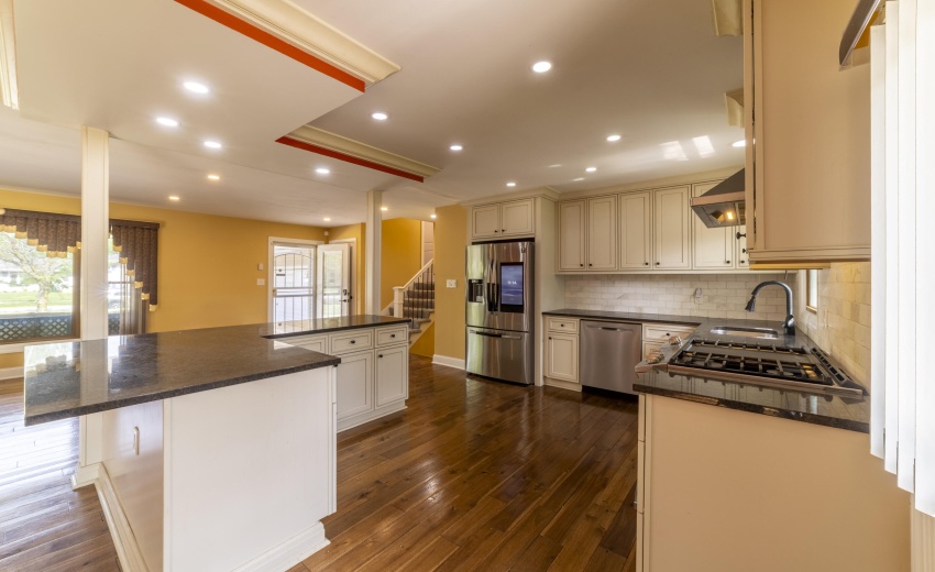 EKitchenGreenwood0027