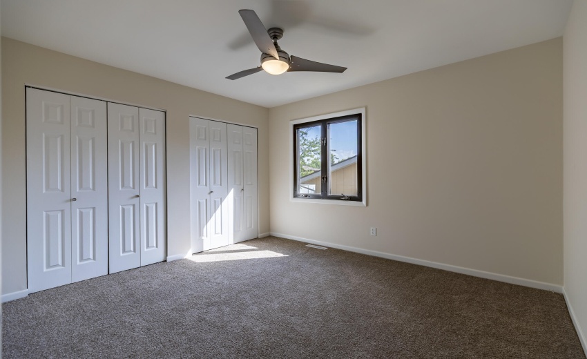 9425 Oriole Dr-26