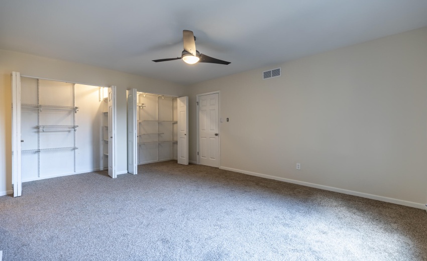 9425 Oriole Dr-25