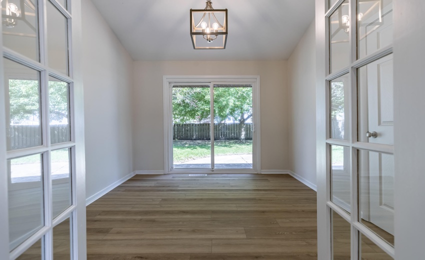 9425 Oriole Dr-21